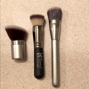 It Cosmetics Makeup Brushes